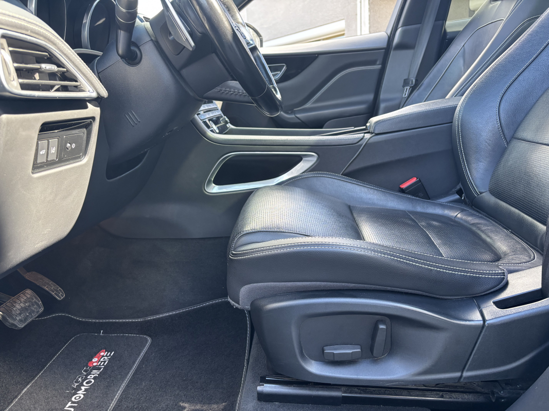 Jaguar F-Pace — 17