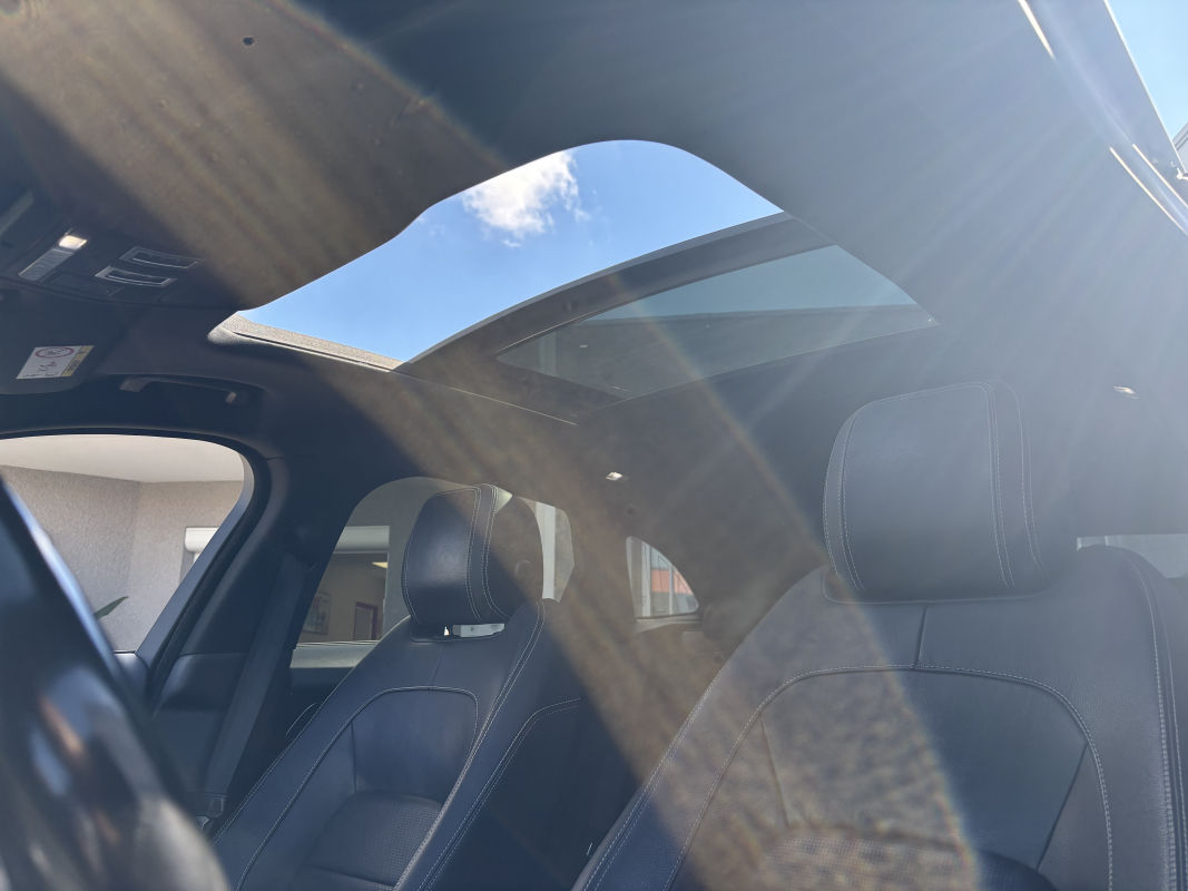 Jaguar F-Pace — 21