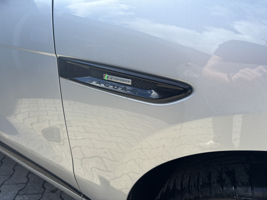 Jaguar F-Pace — 25