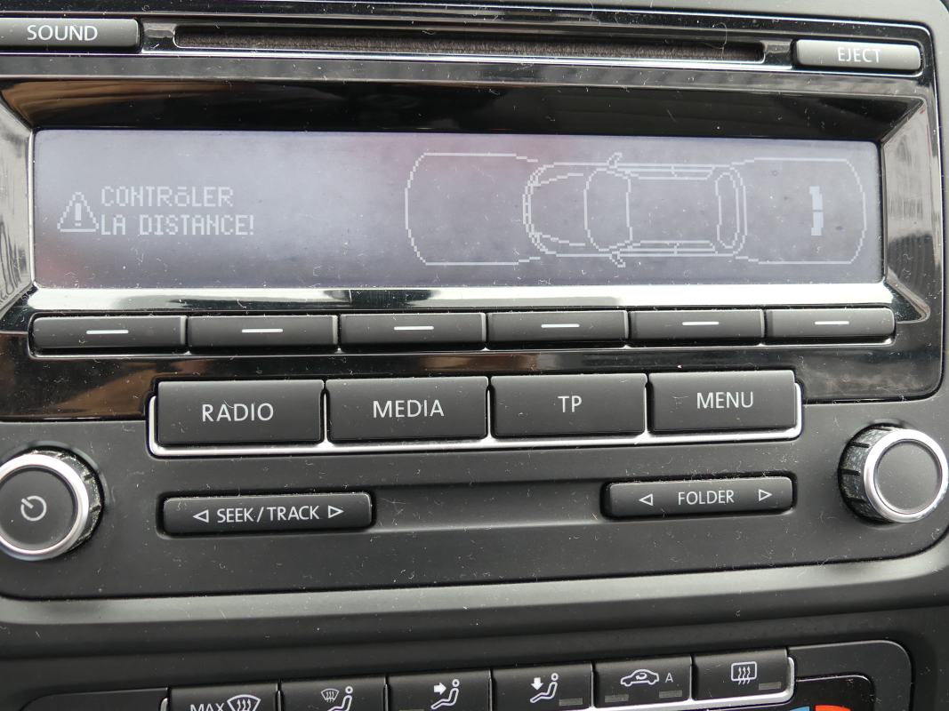 Volkswagen Golf Cabriolet — 24