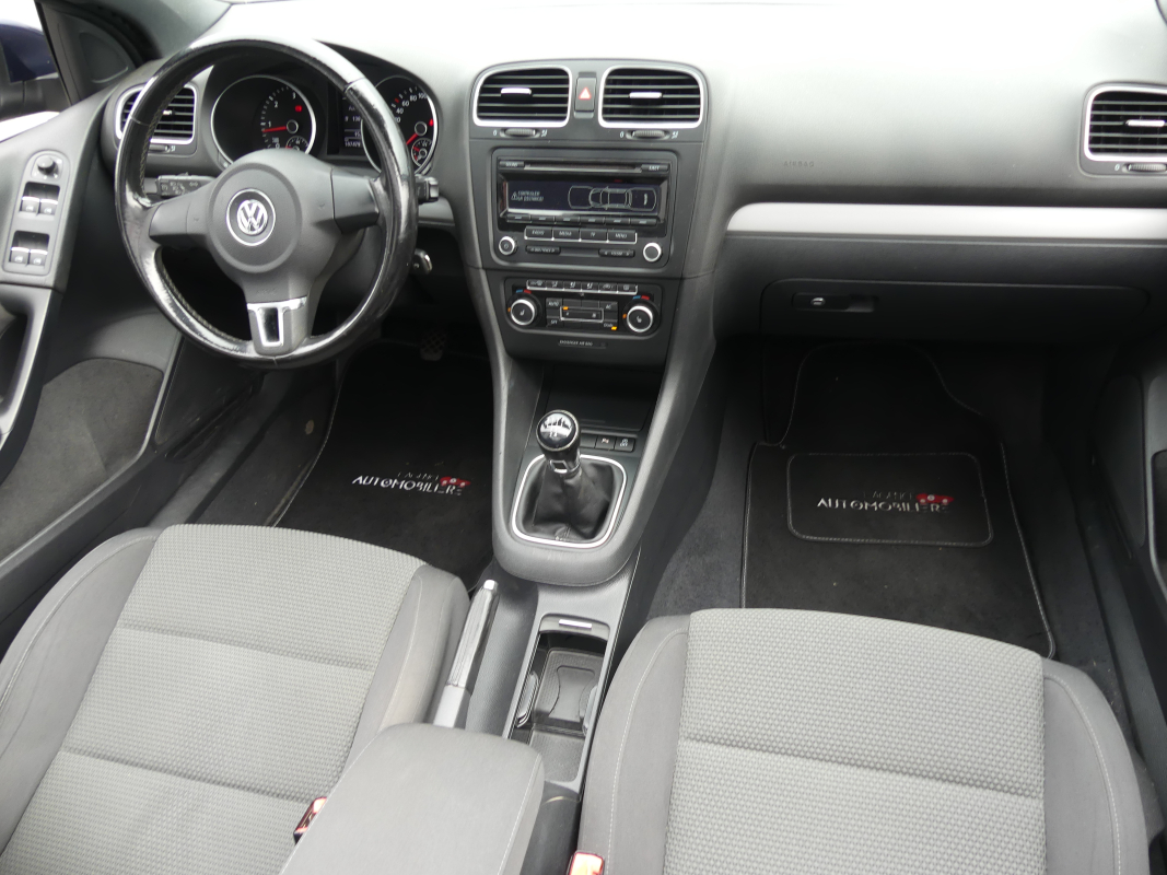 Volkswagen Golf Cabriolet — 17