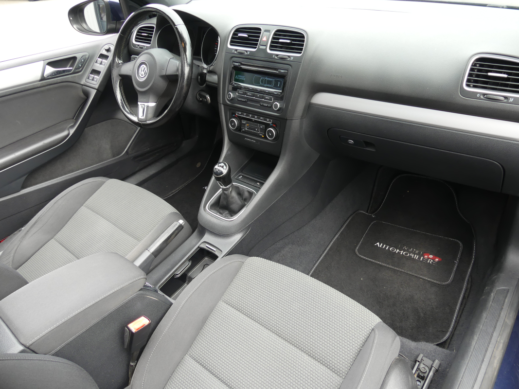 Volkswagen Golf Cabriolet — 16
