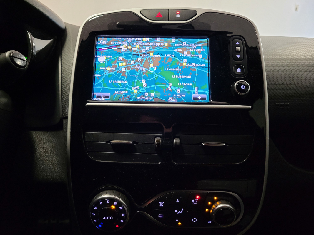 Renault Clio — 17