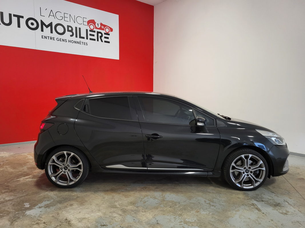 Renault Clio — 8