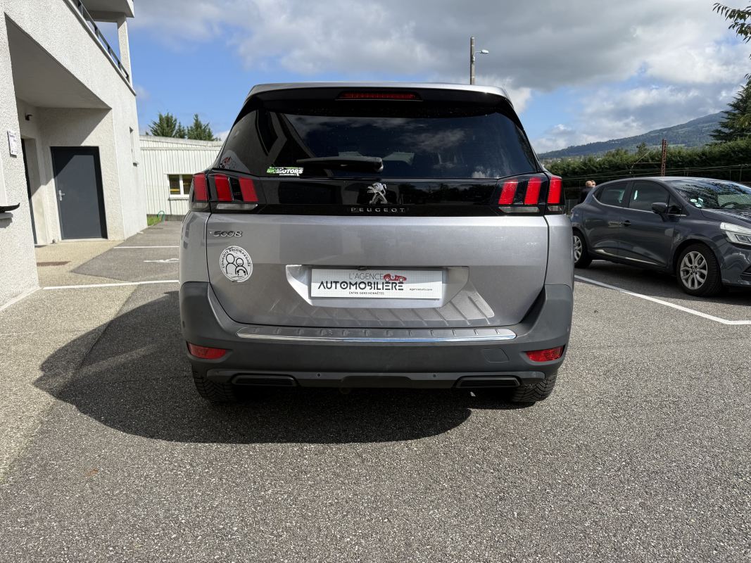 Peugeot 5008 — 4