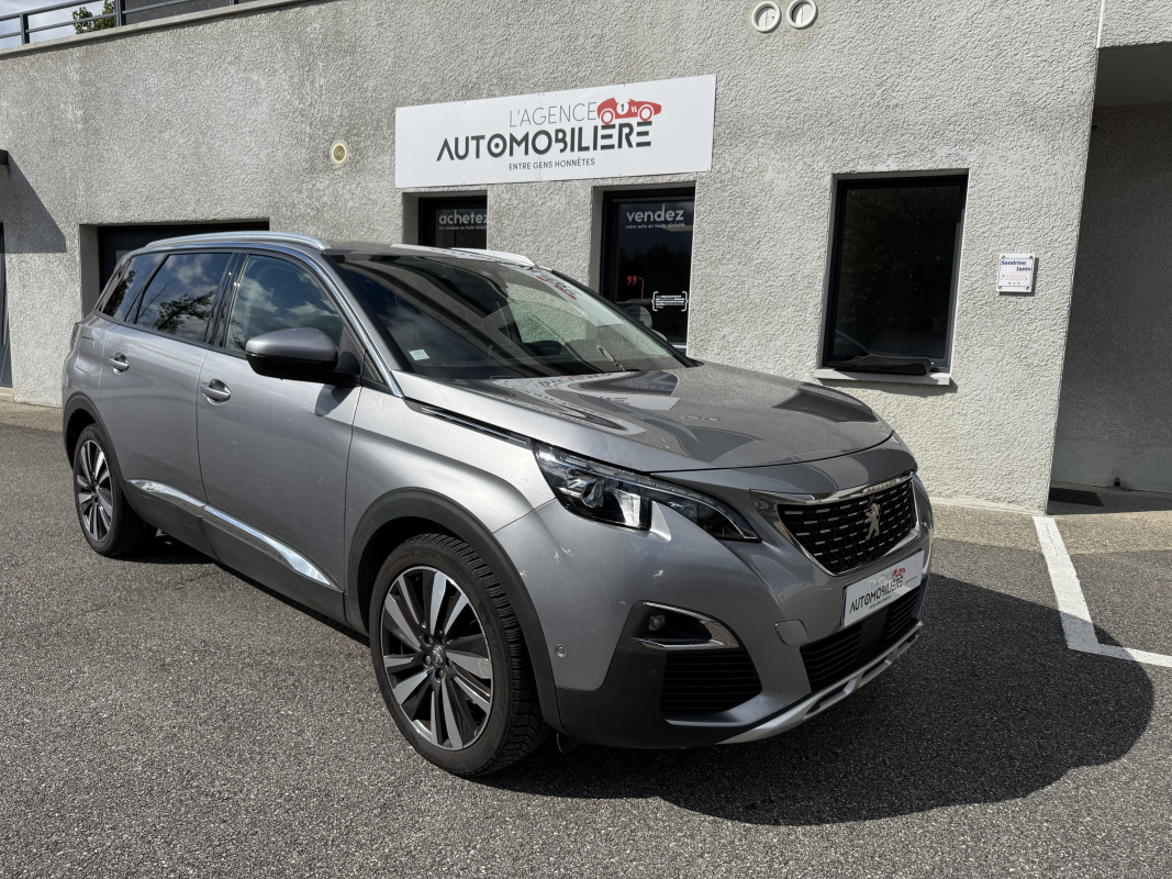 Peugeot 5008