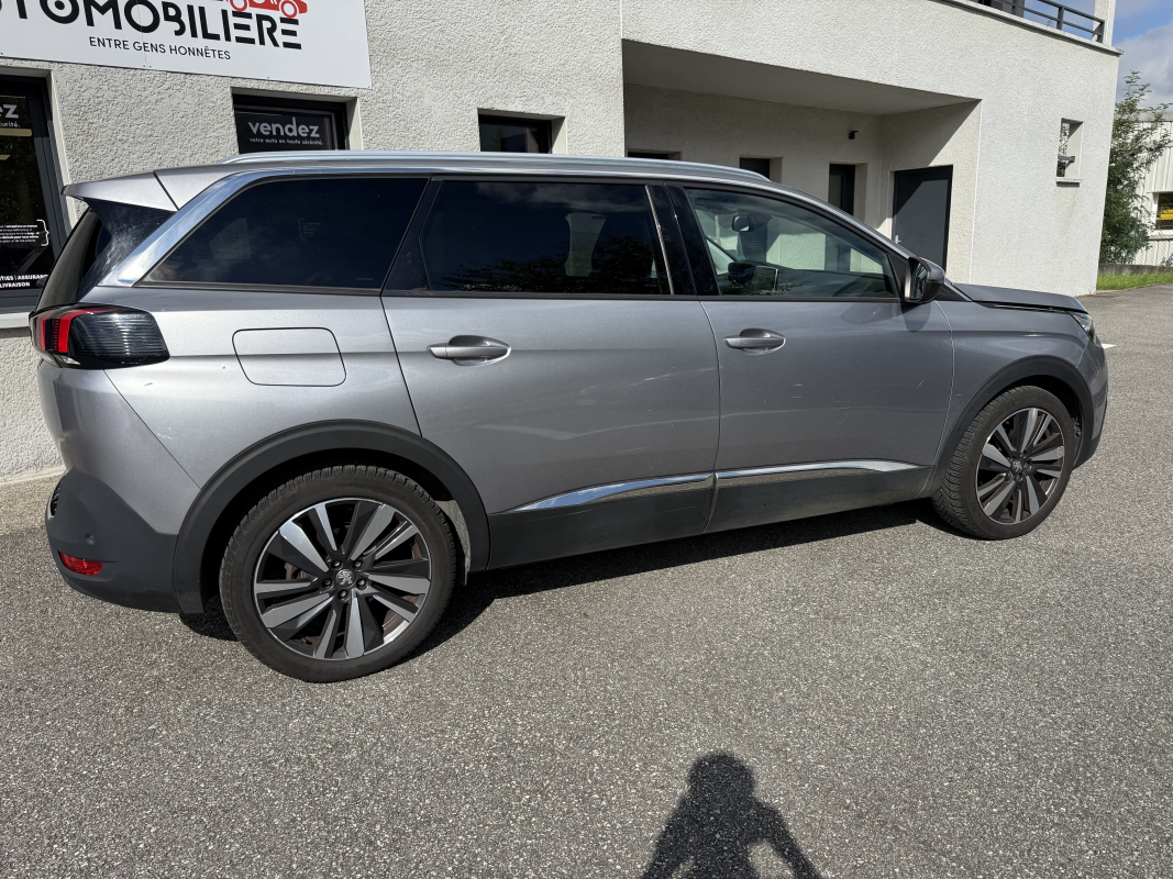 Peugeot 5008 — 2