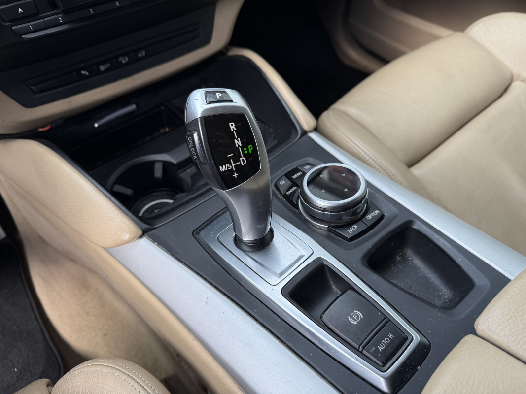 Bmw X6 — 9