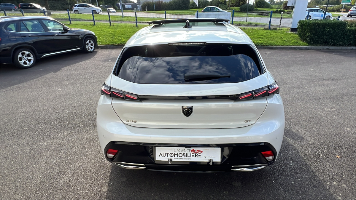 Peugeot 308 — 8