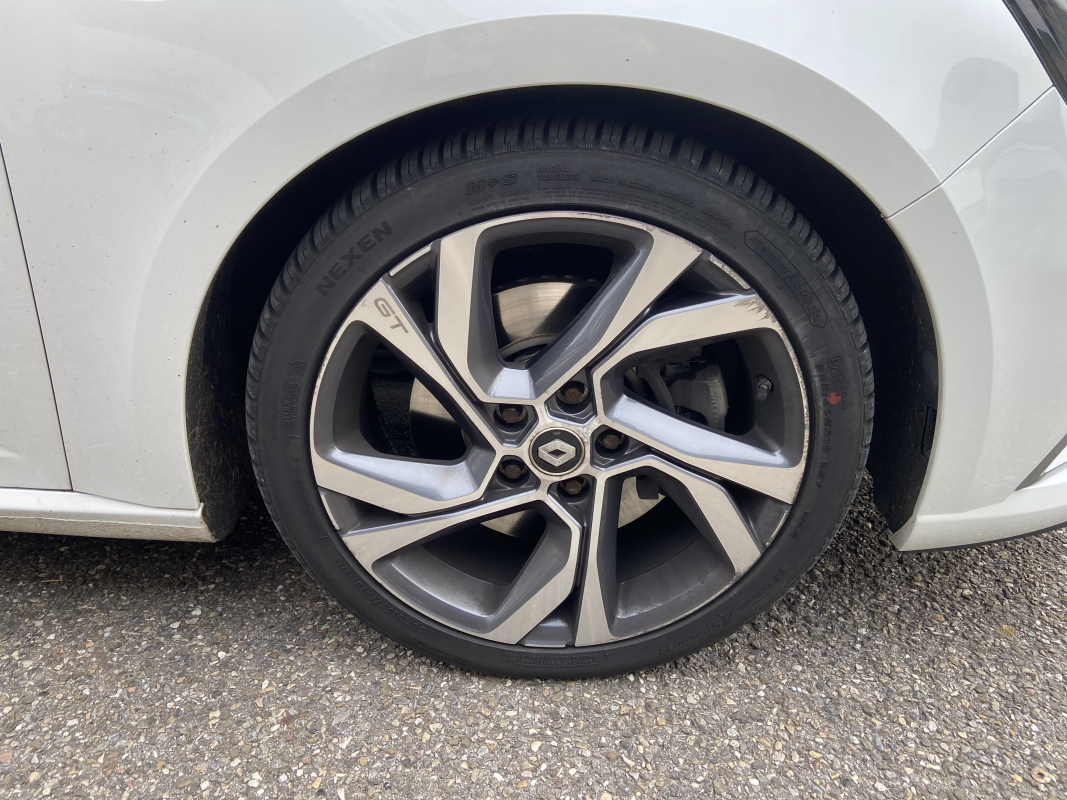 Renault Megane — 21