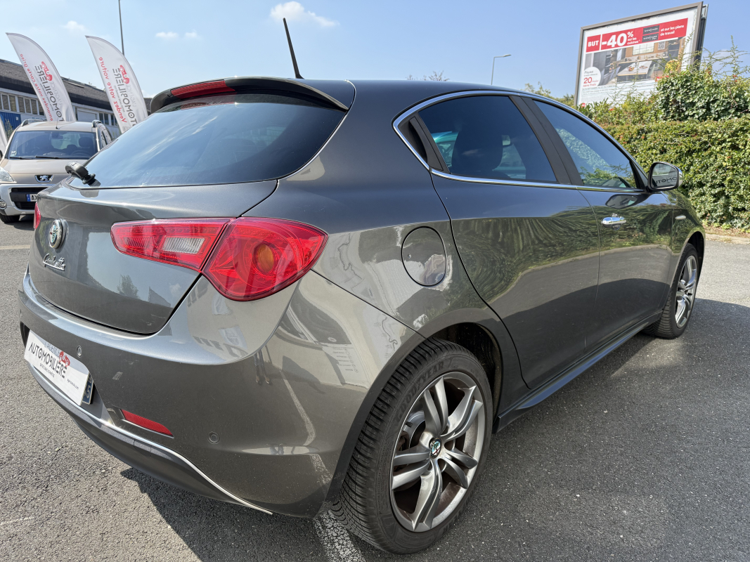 Alfa Romeo Giulietta — 5