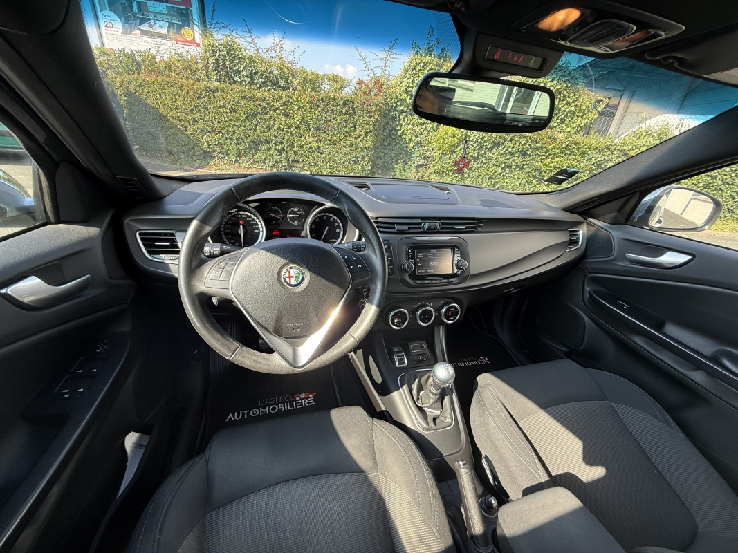 Alfa Romeo Giulietta — 21