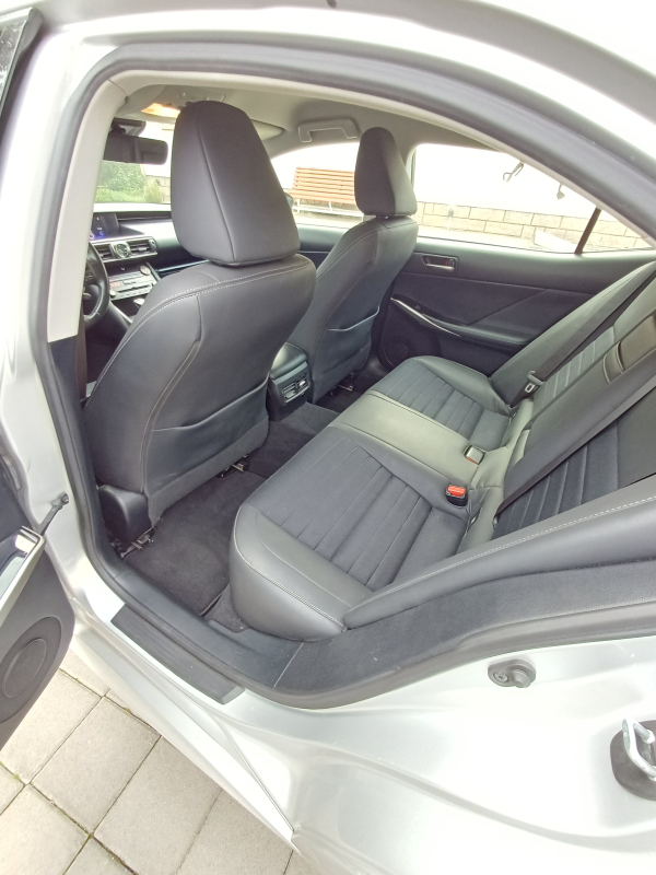Lexus IS — 21