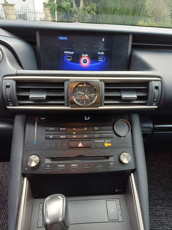 Lexus IS — 15