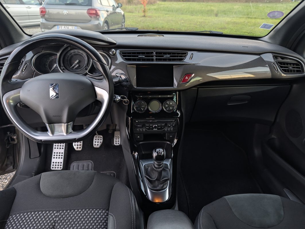 Citroen DS3 — 10