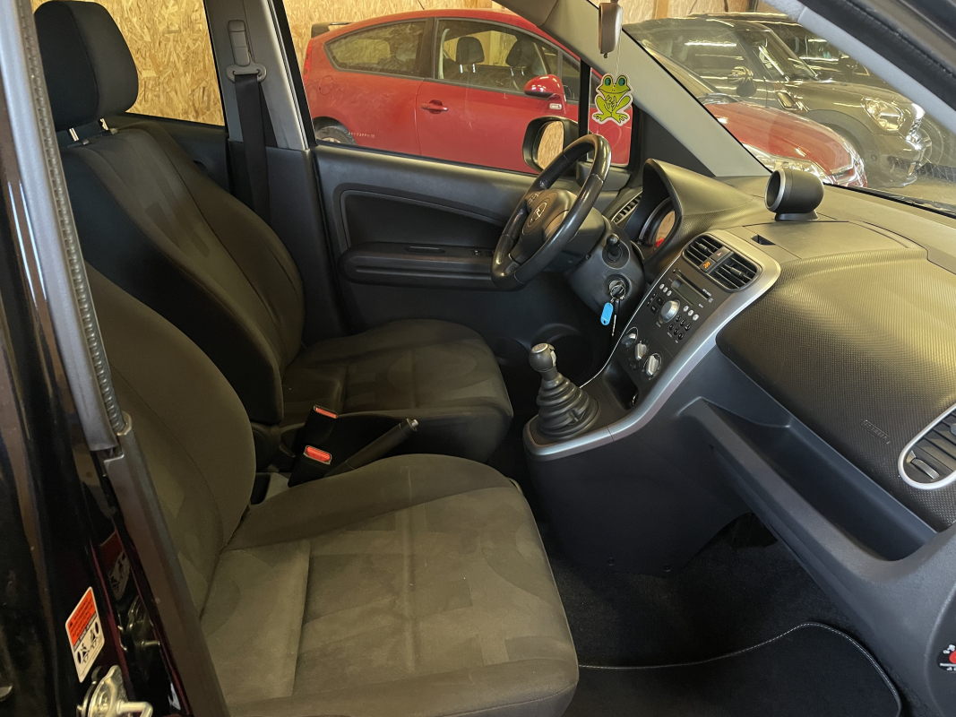 Opel Agila — 11