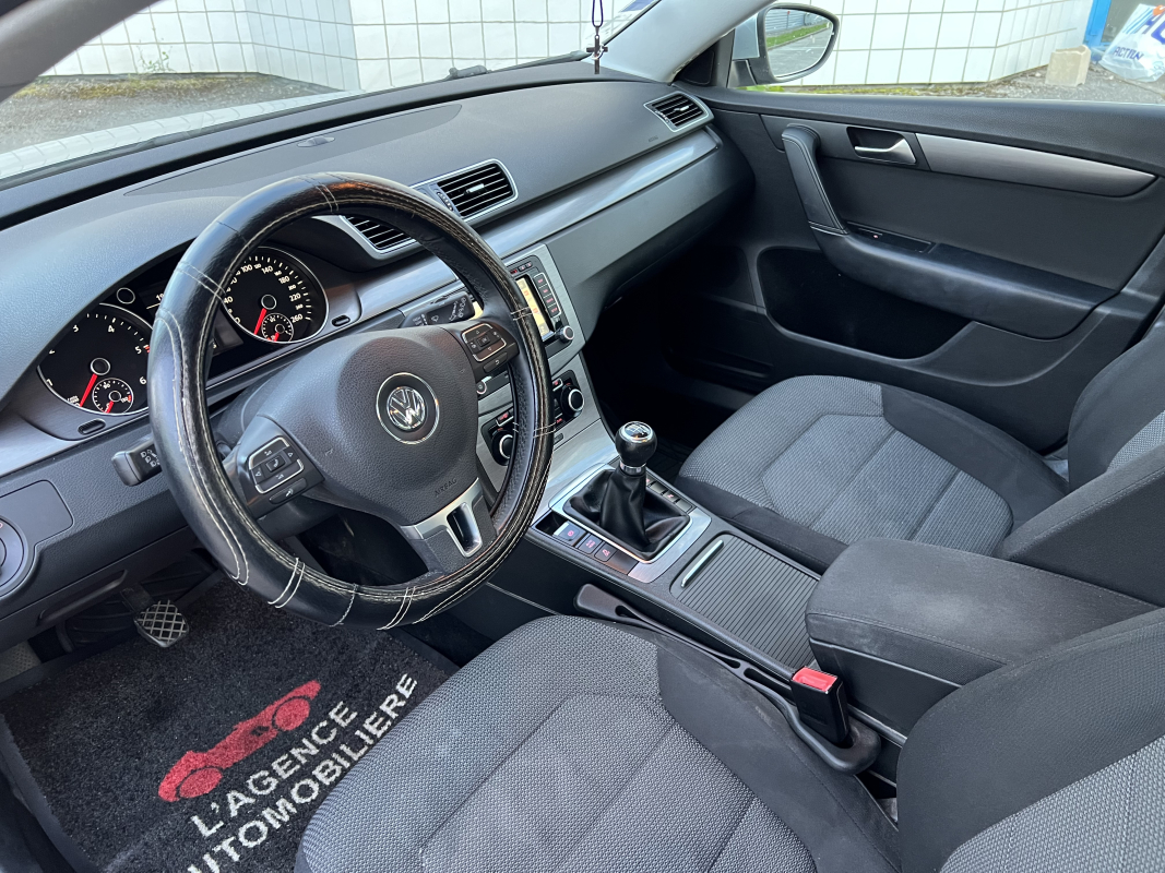 Volkswagen Passat SW — 6