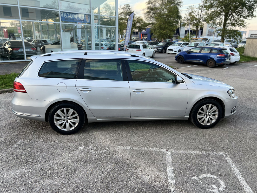 Volkswagen Passat SW — 19