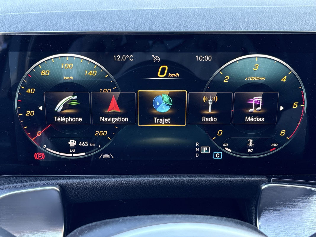 Mercedes GLB — 69