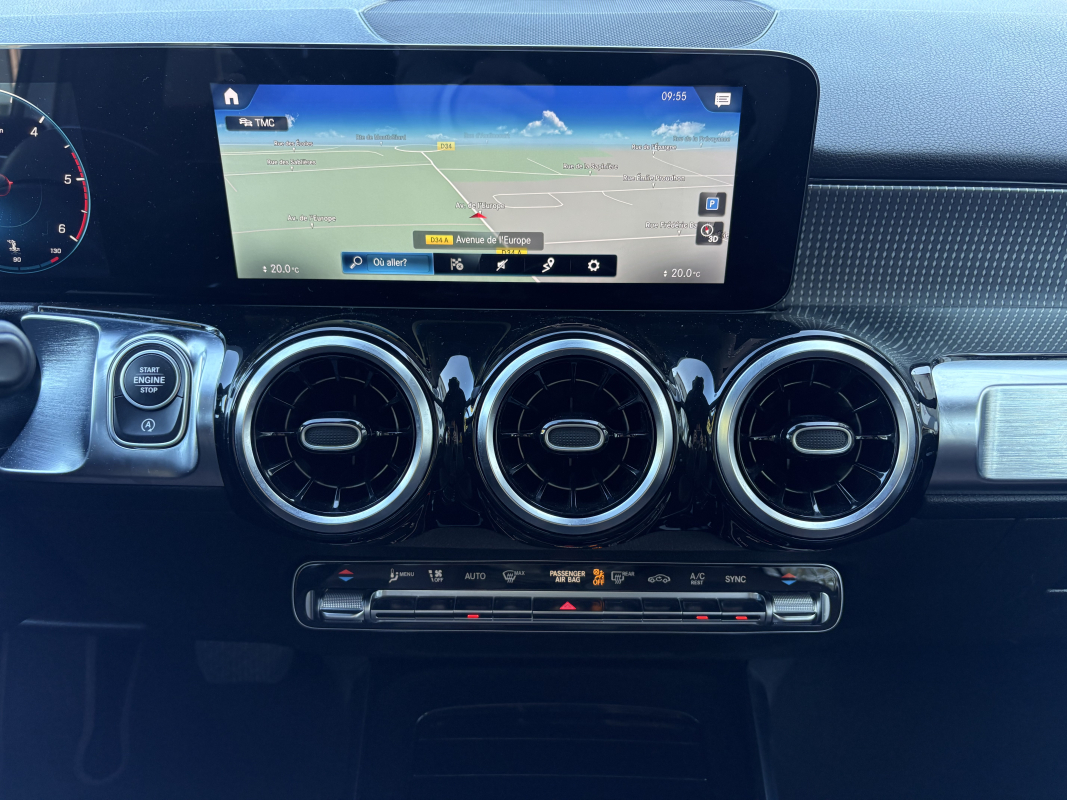 Mercedes GLB — 67