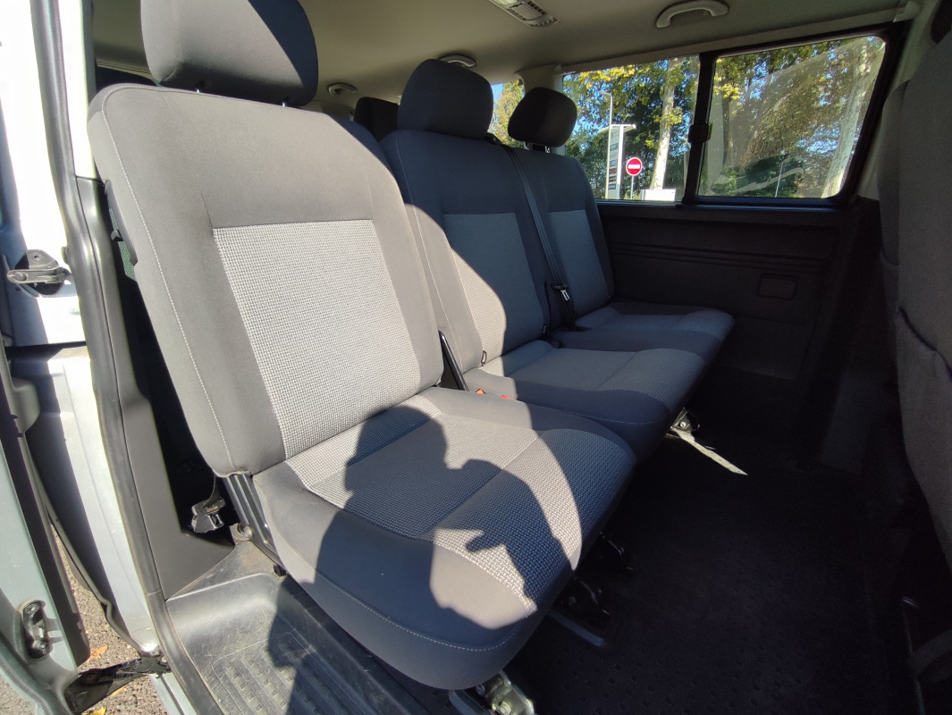 Volkswagen Caravelle — 14