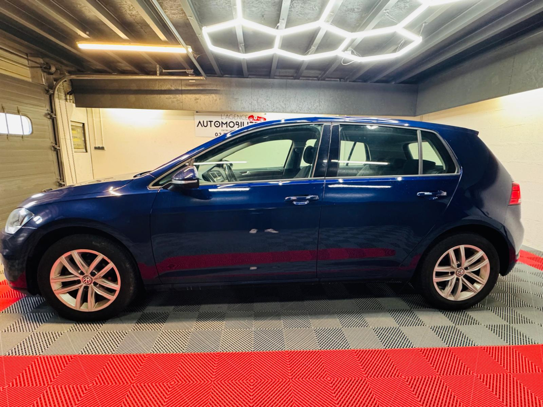 Volkswagen Golf — 8