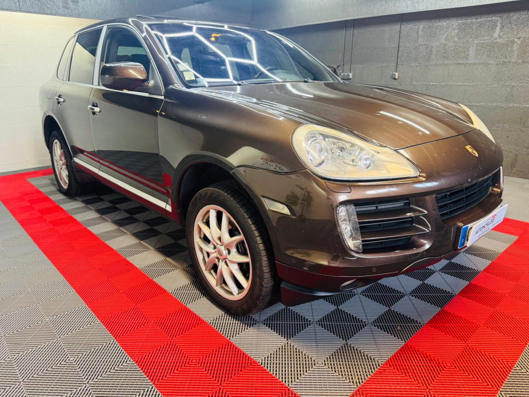 Porsche Cayenne — 3