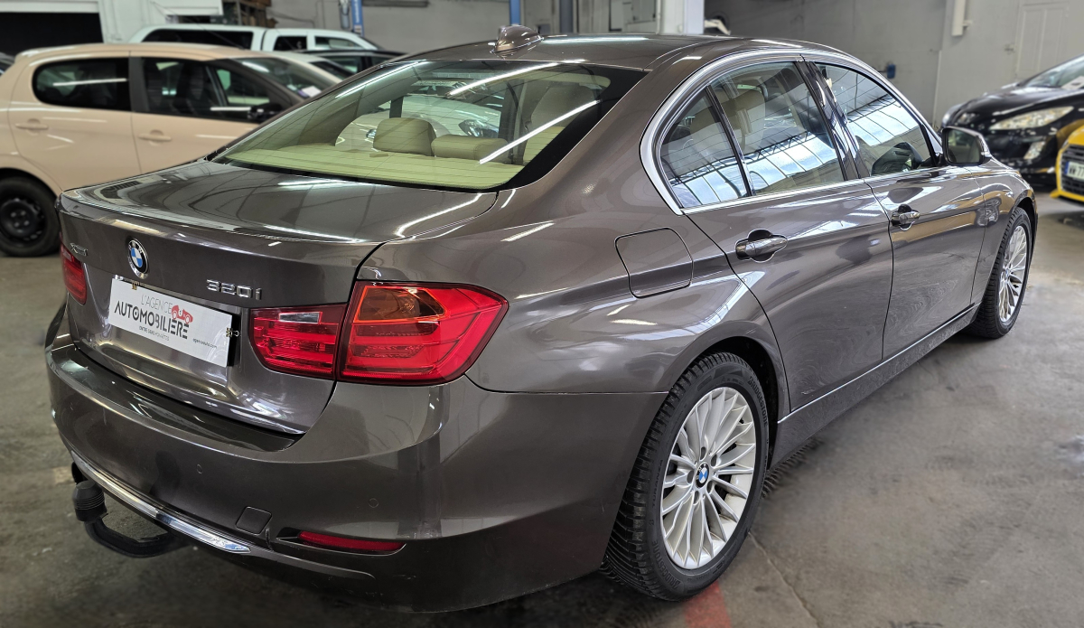 Bmw Série 3 — 4