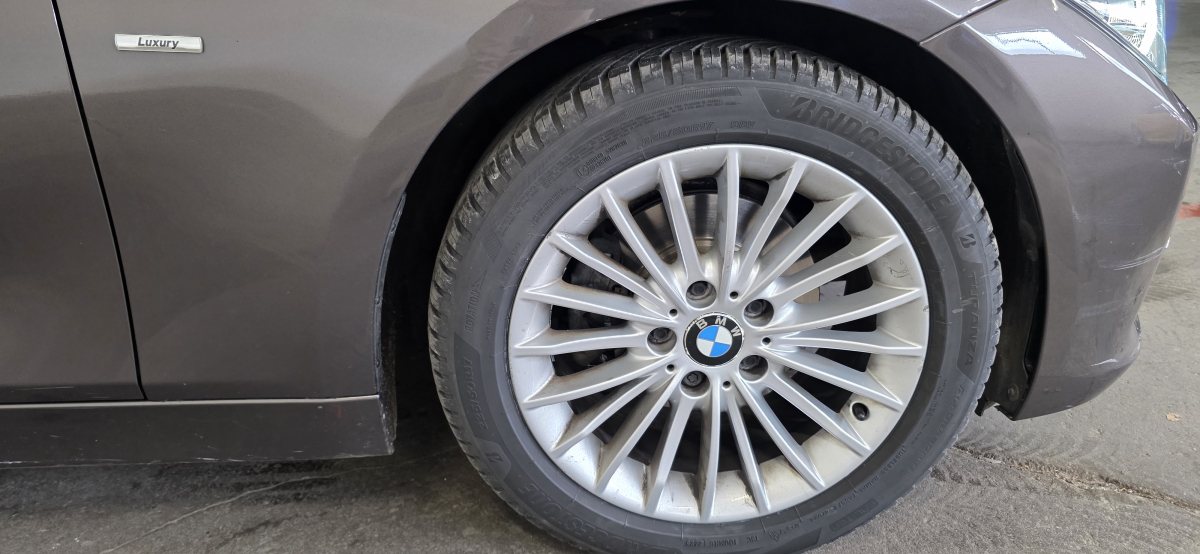 Bmw Série 3 — 26