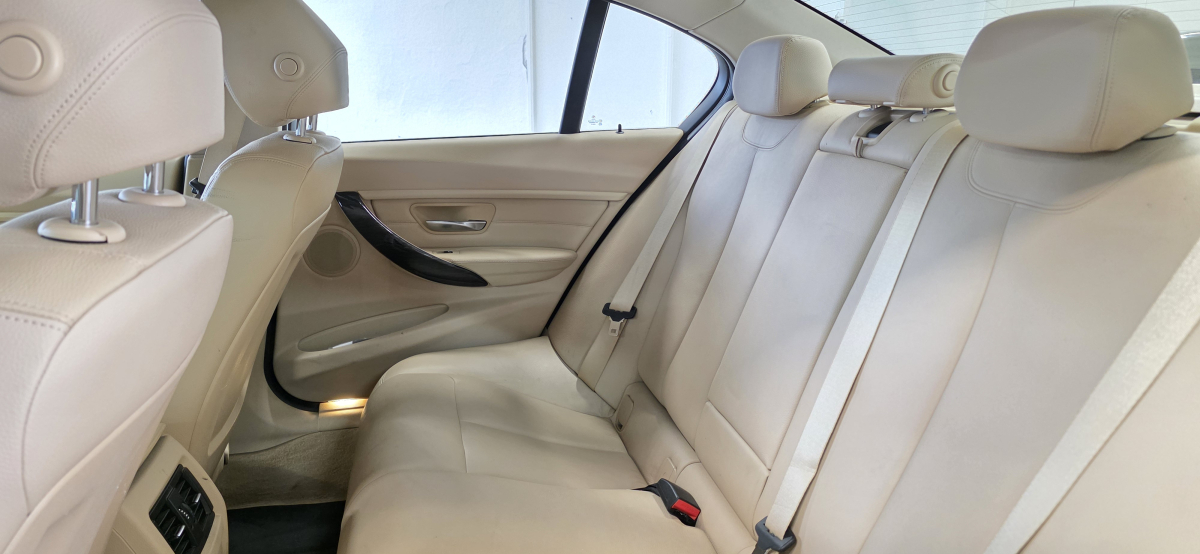 Bmw Série 3 — 15