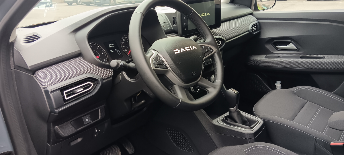 Dacia Sandero — 9