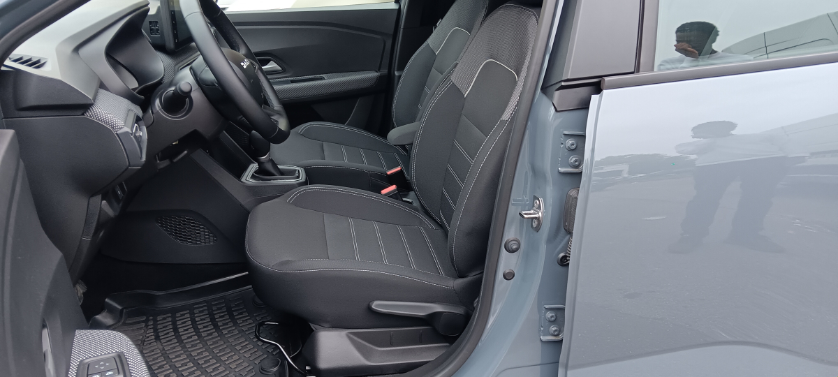 Dacia Sandero — 11