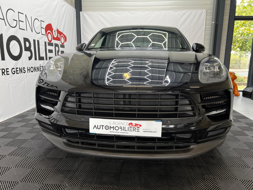 Porsche Macan — 3