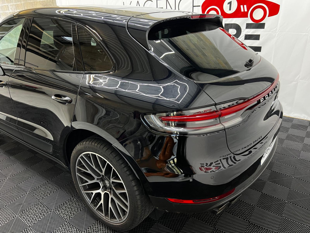 Porsche Macan — 8