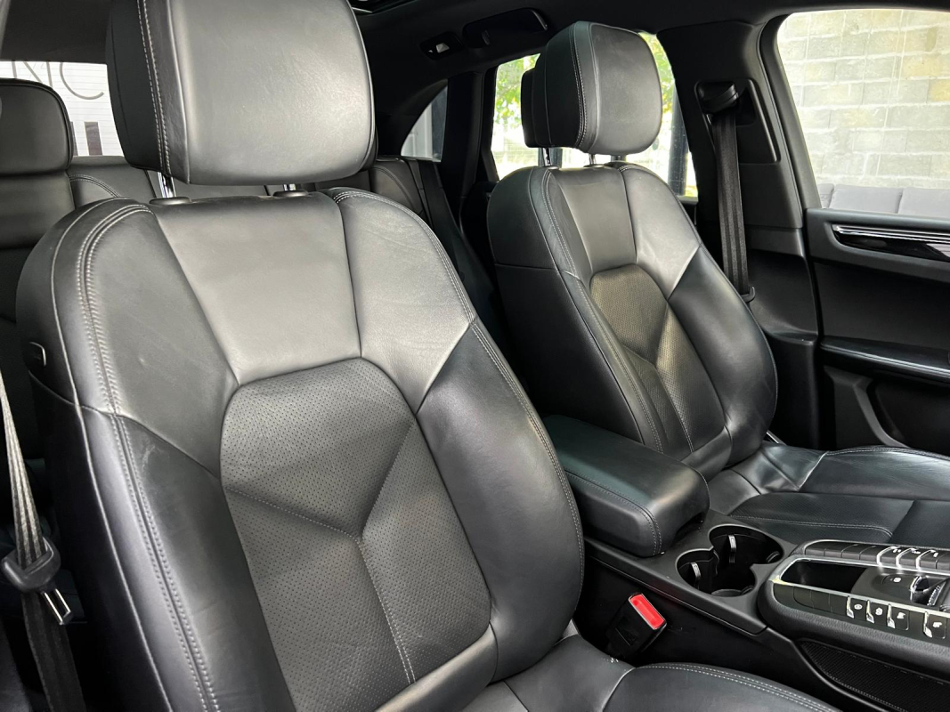 Porsche Macan — 17