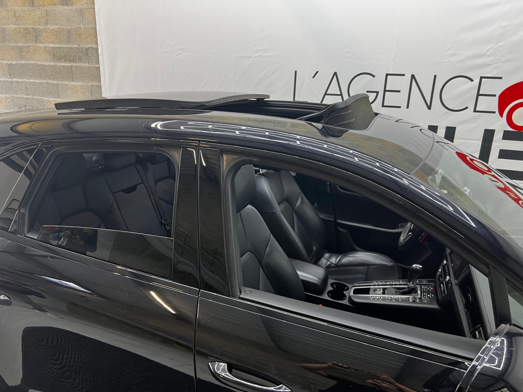 Porsche Macan — 14