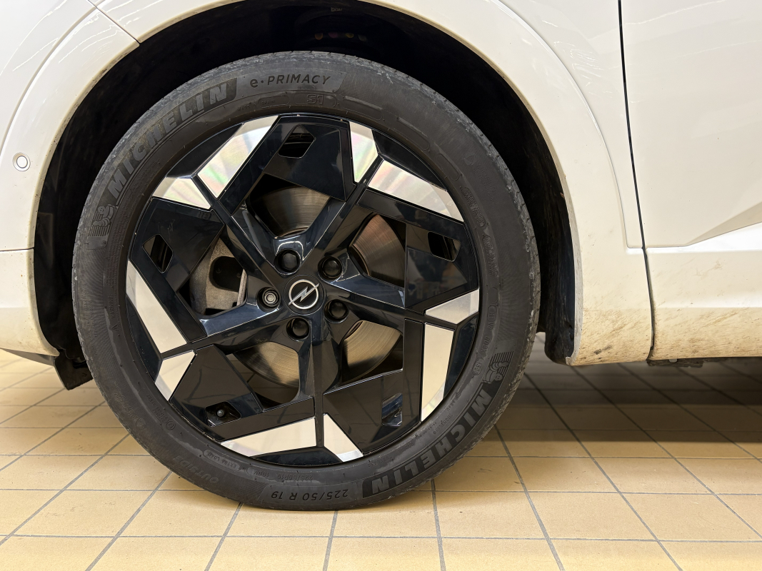 Opel Grandland X — 32