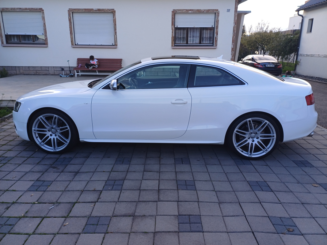 Audi S5 — 2