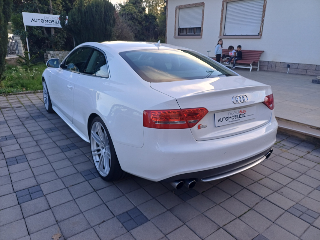 Audi S5 — 3