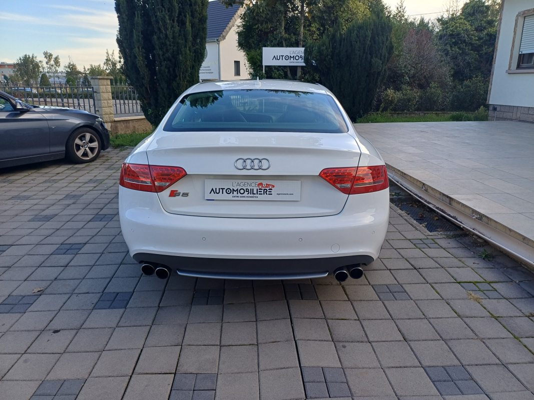 Audi S5 — 4
