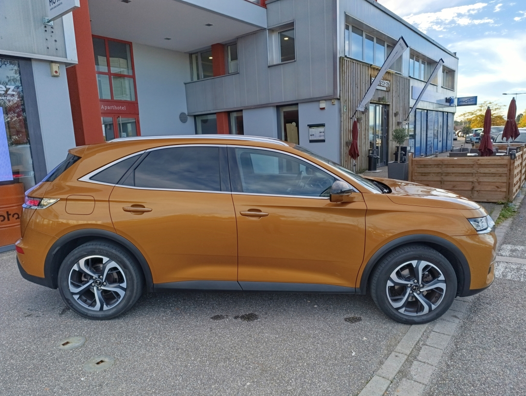 DS DS7 CROSSBACK — 8