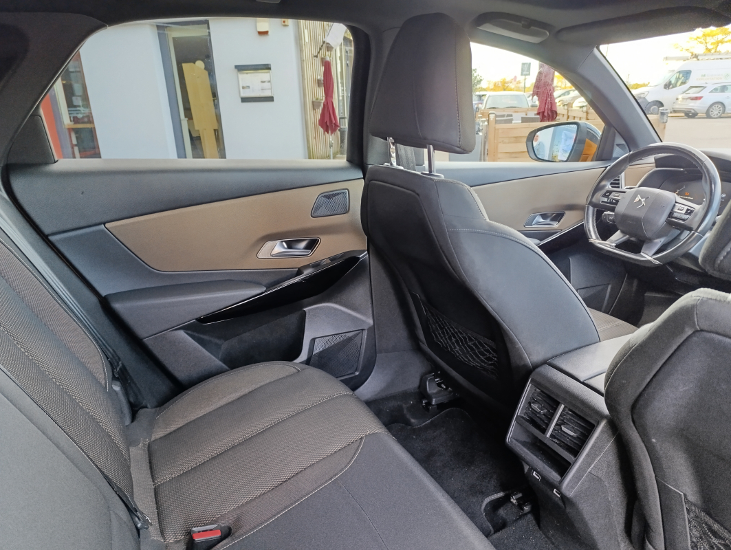 DS DS7 CROSSBACK — 14