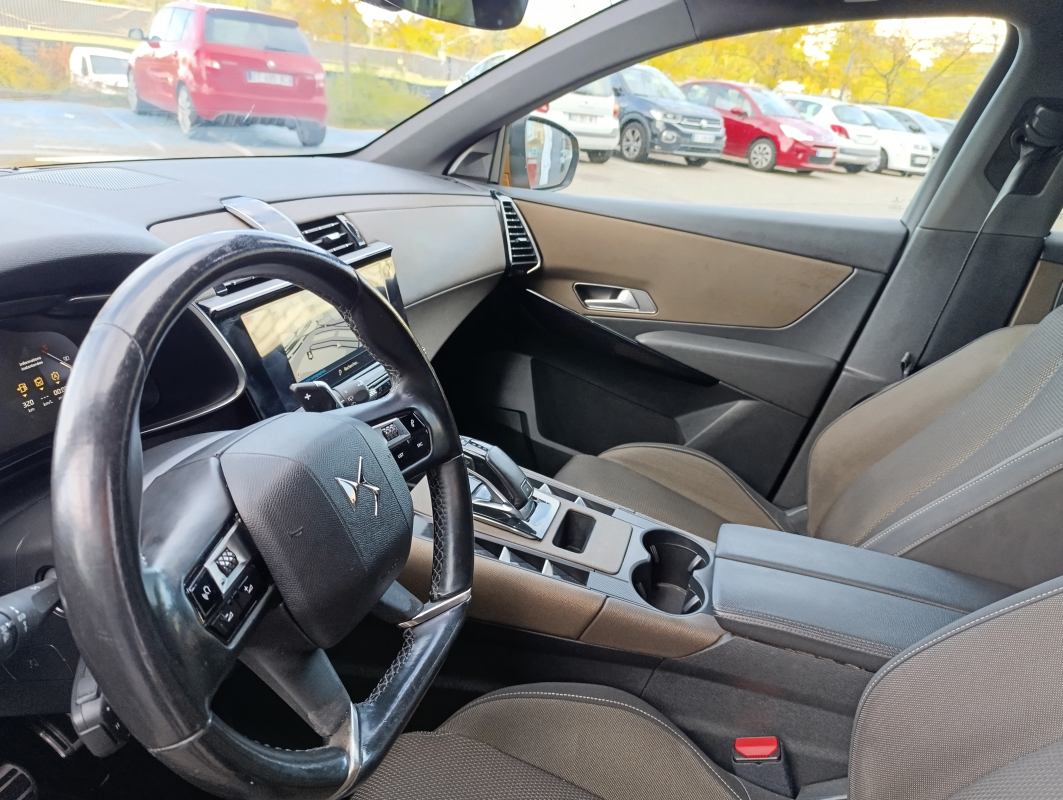 DS DS7 CROSSBACK — 22