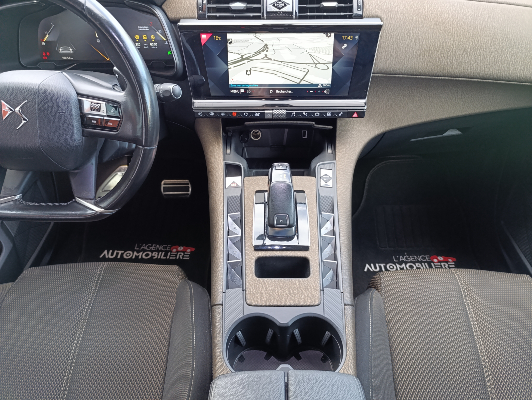 DS DS7 CROSSBACK — 21