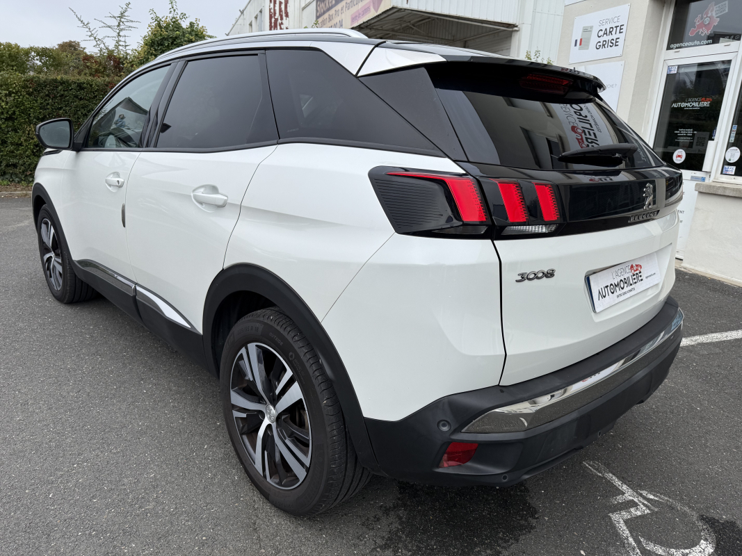 Peugeot 3008 — 3