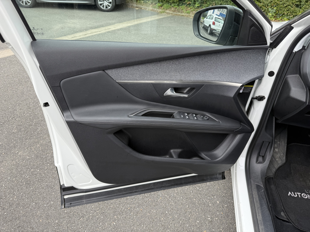 Peugeot 3008 — 34