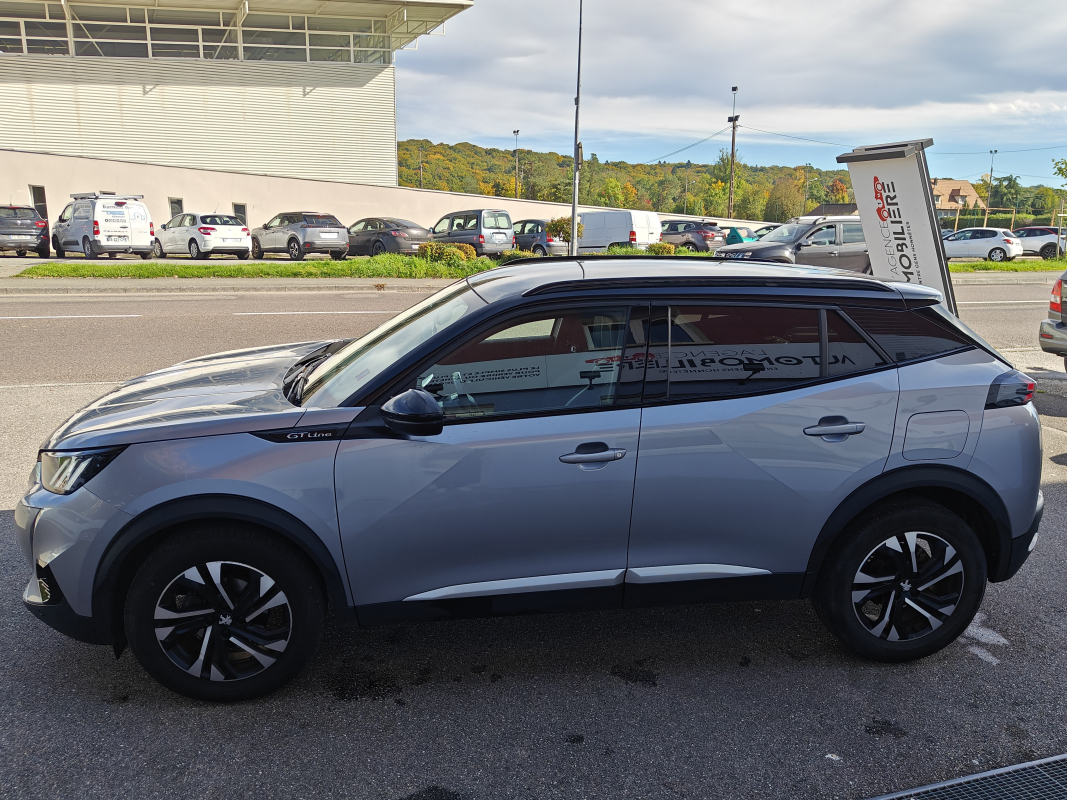Peugeot 2008 — 4
