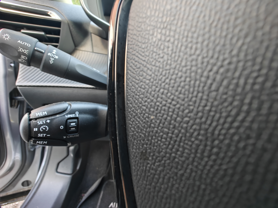Peugeot 2008 — 22