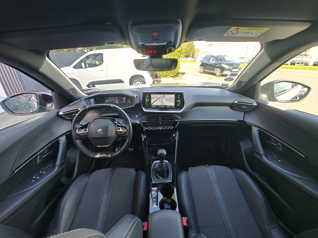 Peugeot 2008 — 15