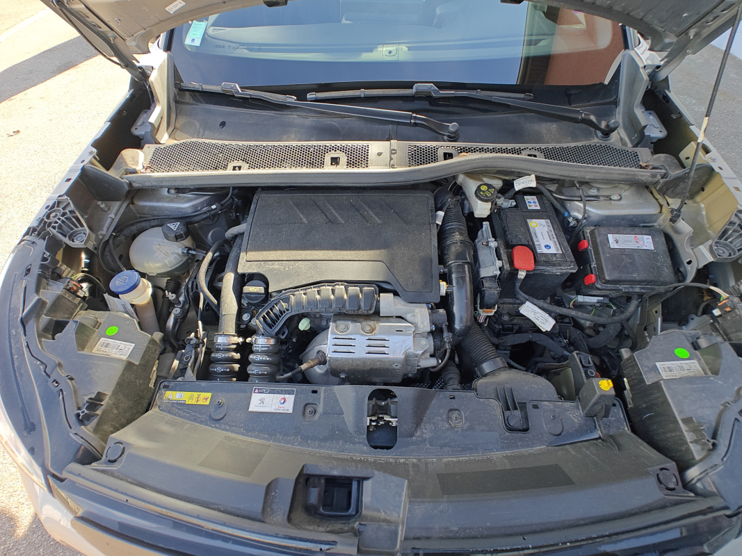 Peugeot 2008 — 36
